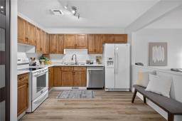52 Trowbridge Bay, Winnipeg, MB R2N2V8 Photo 12