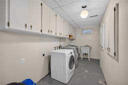 52 Trowbridge Bay, Winnipeg, MB R2N2V8 Photo 33