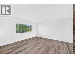 2016 46 Street SE - photo 5