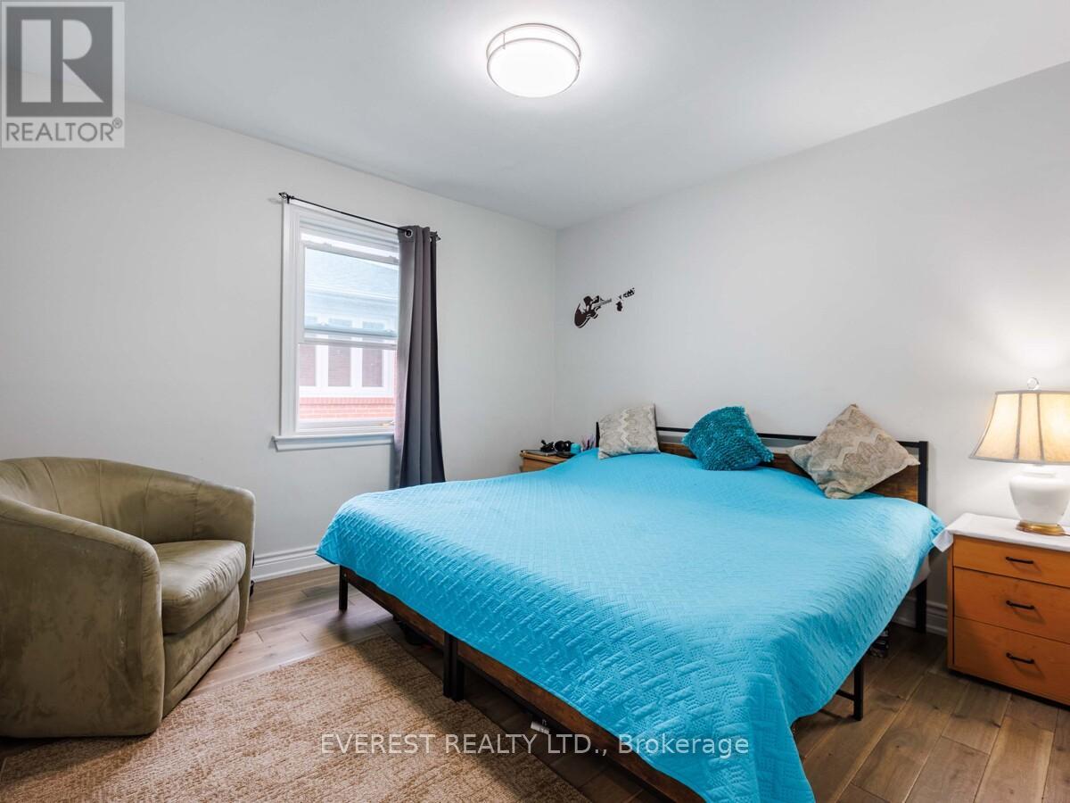 91 HART AVENUE - 14