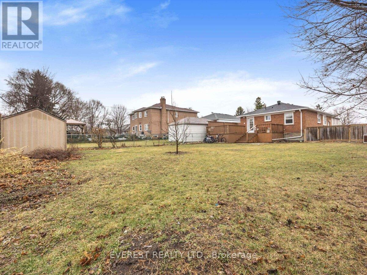 91 Hart Avenue, Toronto, ON photo 27