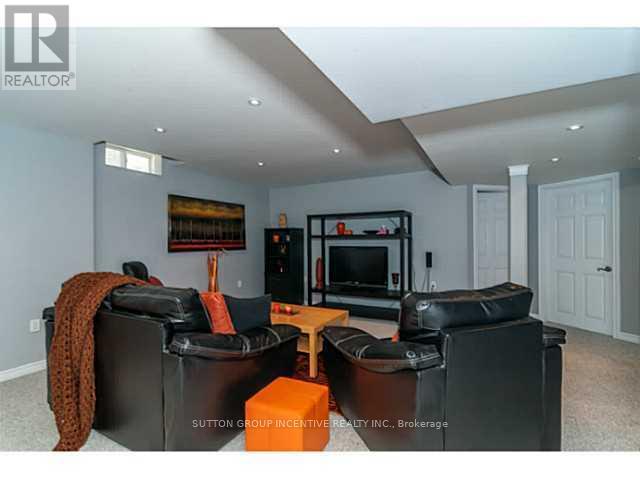 4 BLUEWATER TRAIL, Barrie (Bayshore) — photo 11