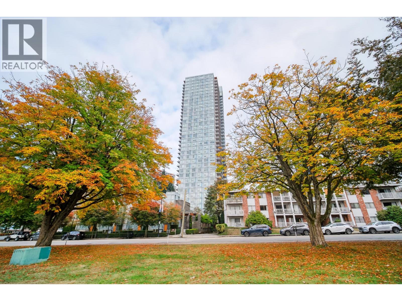 Photo of 1702 5883 BARKER AVENUE 21