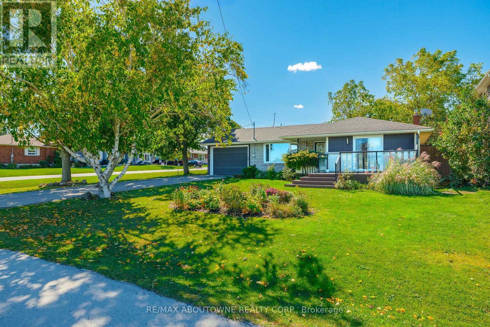 UPPER - 71 LAKESIDE DRIVE, Grimsby (Grimsby Beach) — photo 4