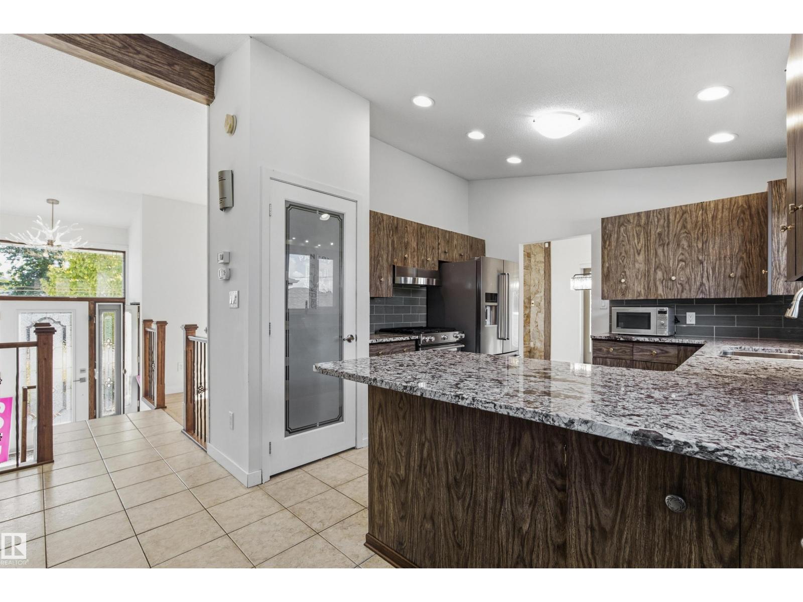 7802 132A Avenue NW, Delwood — photo 16 of 30: Property photo