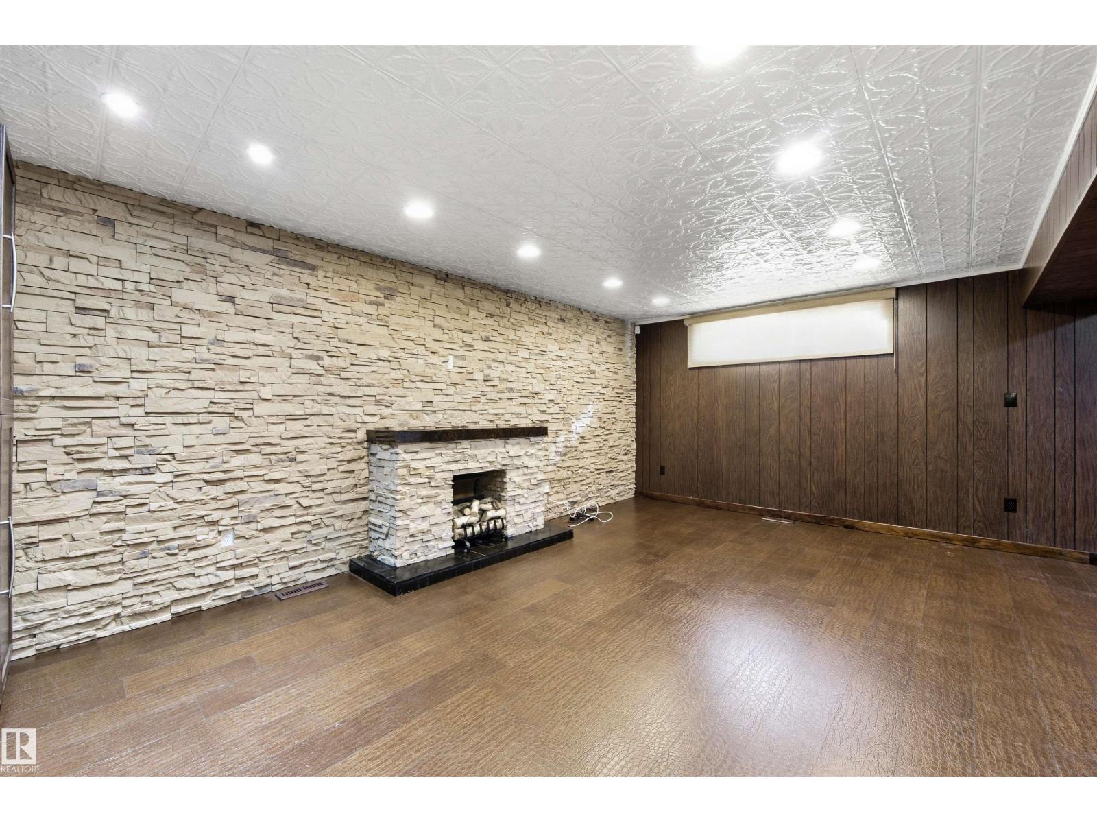 7802 132A Avenue NW, Delwood — photo 27 of 30: Property photo