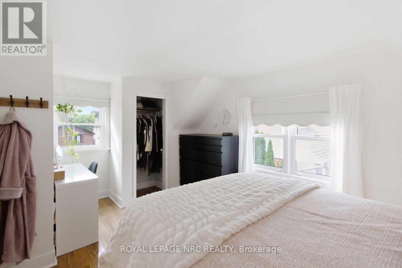 17 WINSTON ROAD - 24