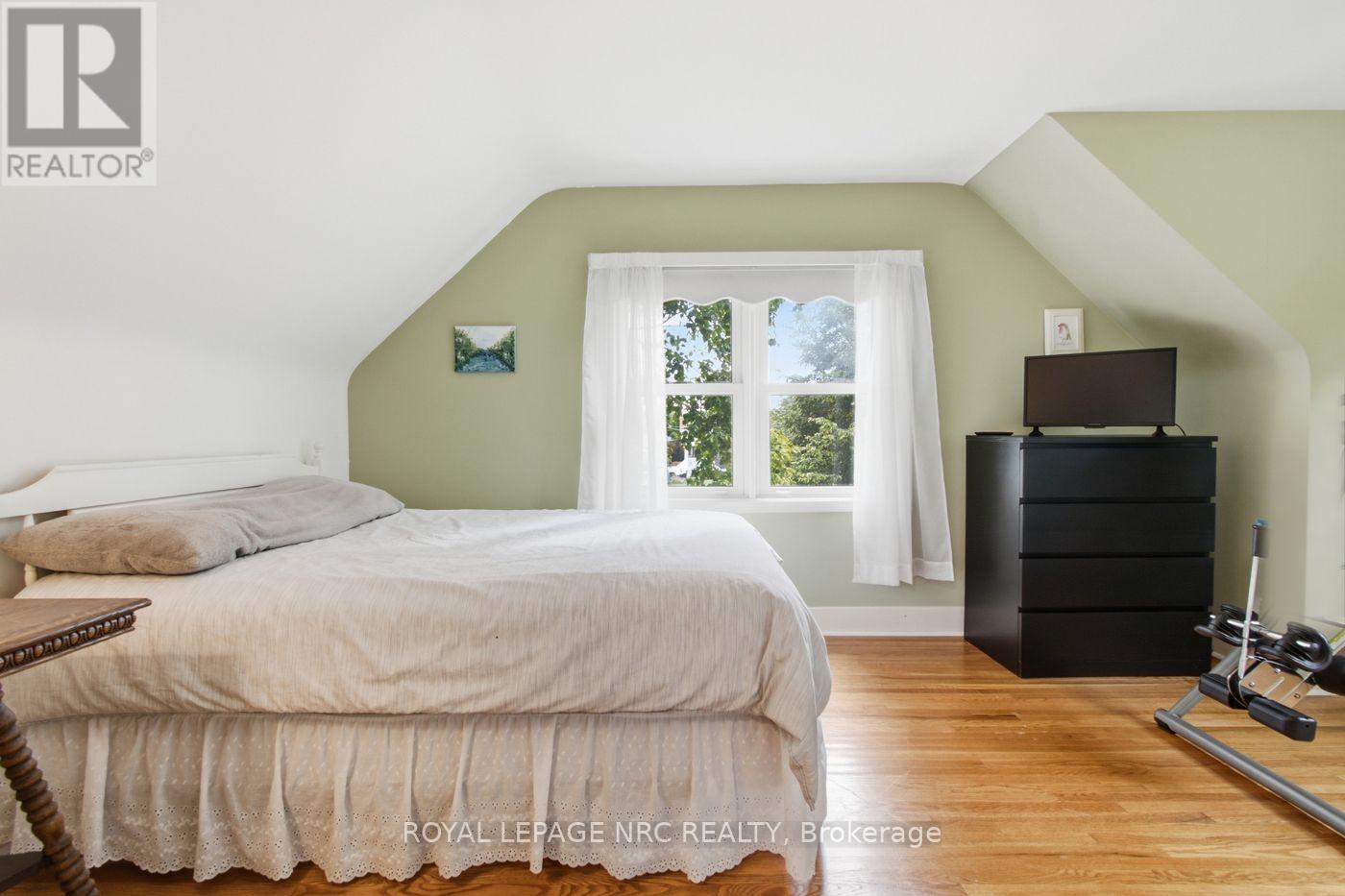 17 WINSTON ROAD - Image 25