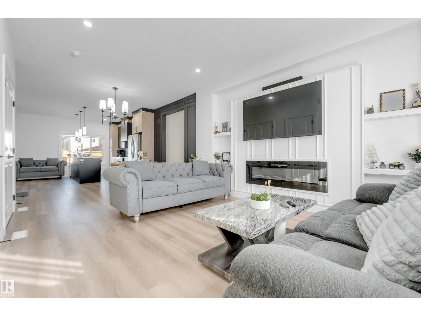 207 25 ST SW - 5