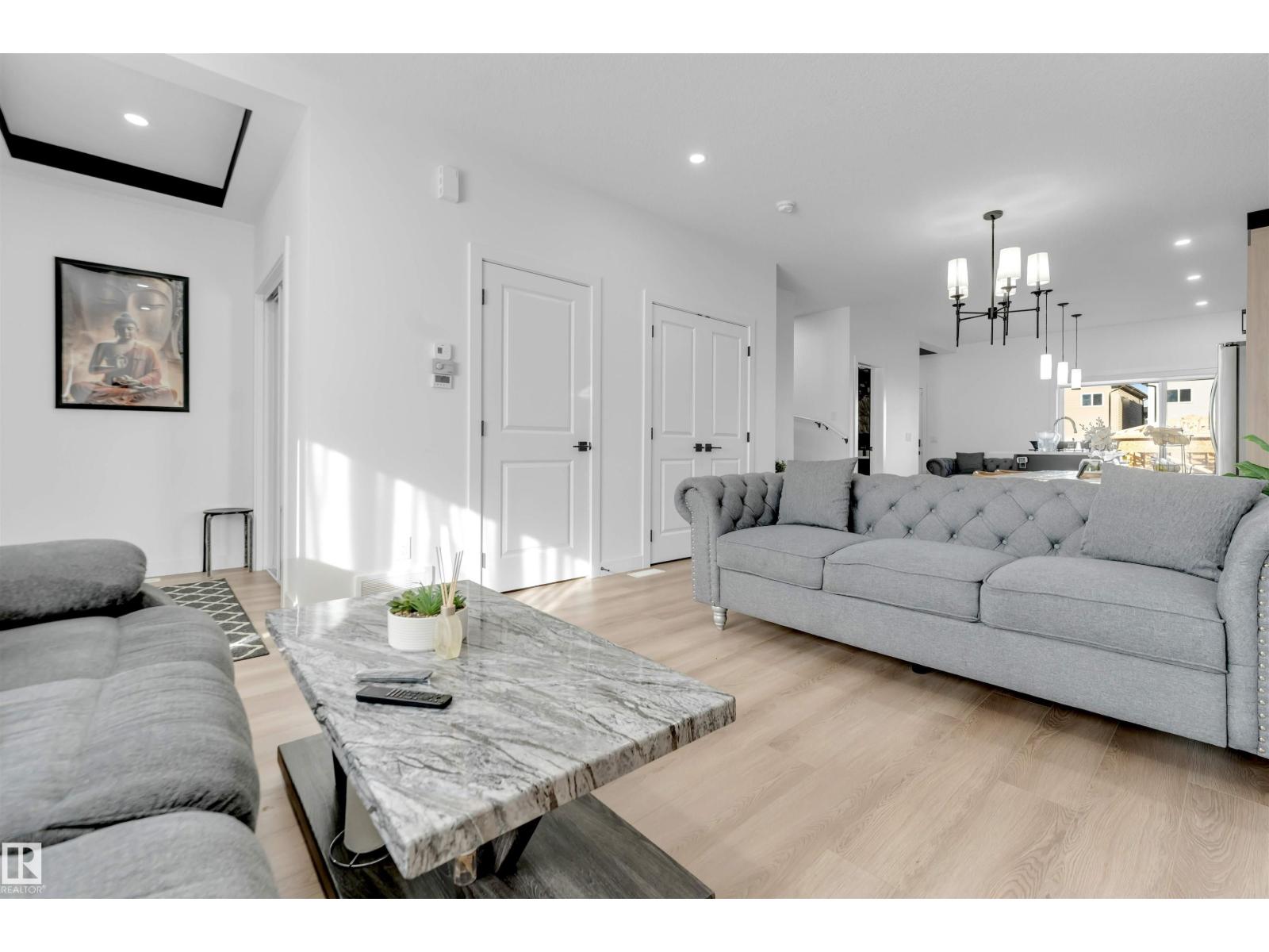 207 25 ST SW - 7