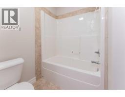 3, 762 Heritage Boulevard W - photo 25
