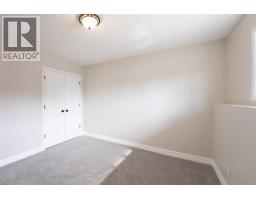 3, 762 Heritage Boulevard W - photo 17