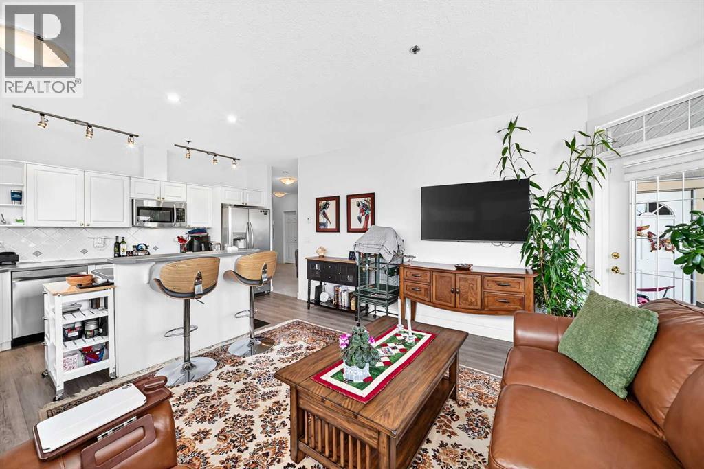 #305 3412 Parkdale Boulevard NW - 12