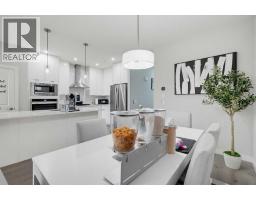 Living room - 341 Calhoun Common Ne, Calgary, AB T3P1T2 Photo 9