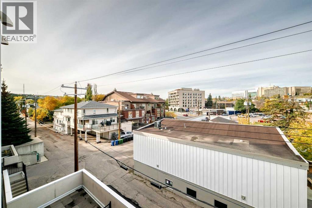 #305 3412 Parkdale Boulevard NW - 21