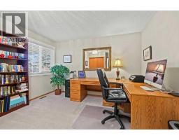 51 Douglasbank Gardens Se, Calgary, AB T2Z2C9 Photo 13