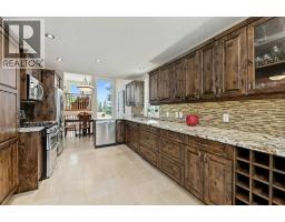 4pc Bathroom - 51 Douglasbank Gardens Se, Calgary, AB T2Z2C9 Photo 6