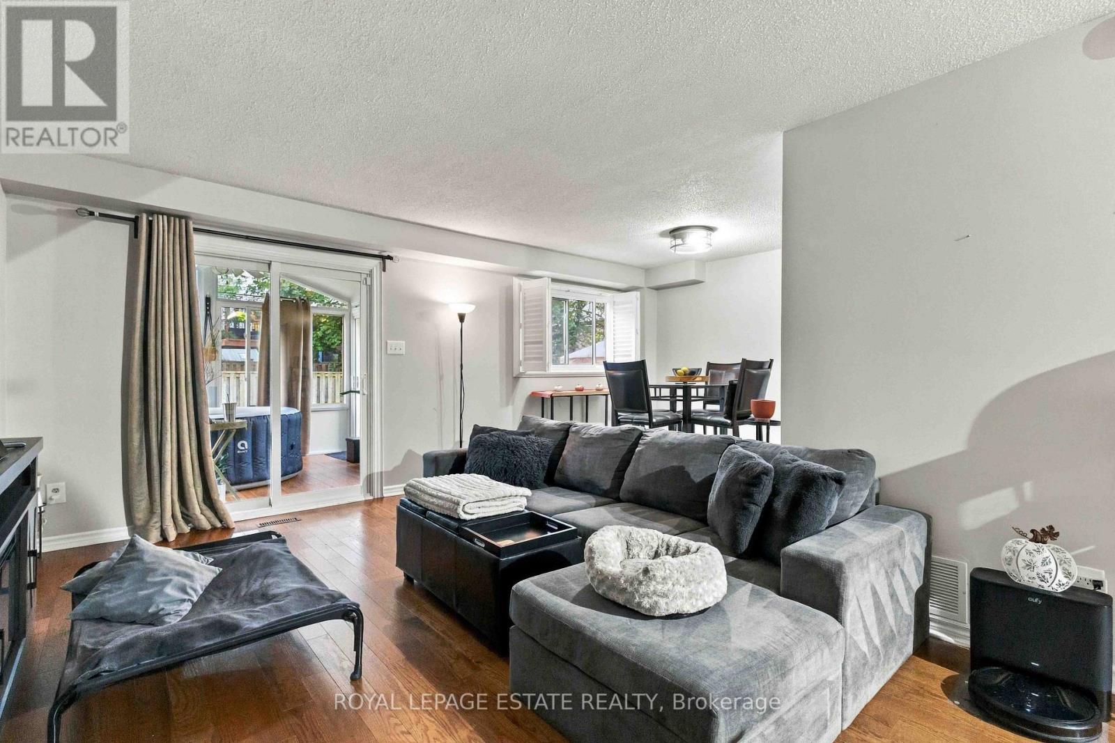 228 Rands Road, Ajax, ON photo 3