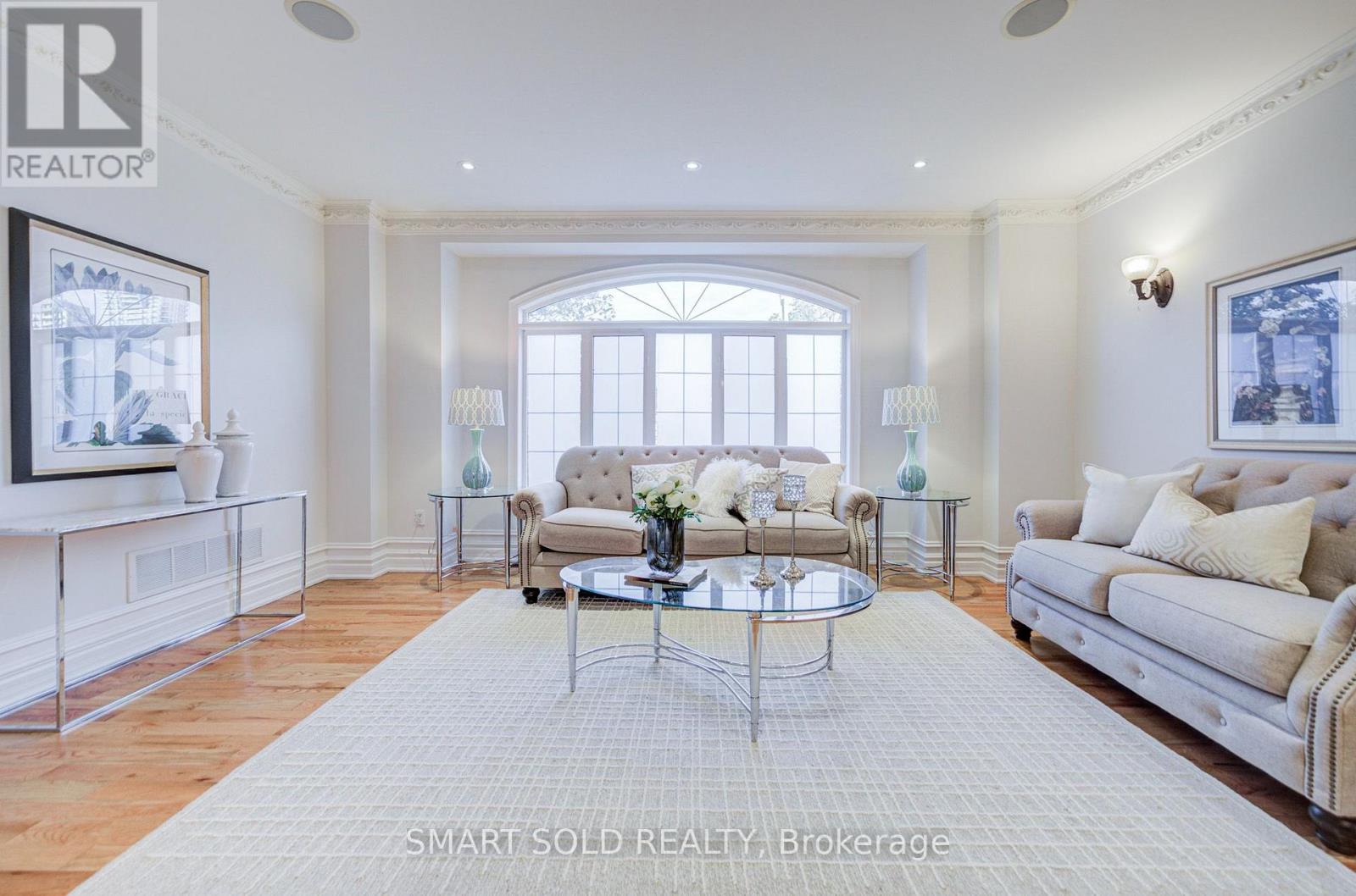 25 OAK AVENUE - 10