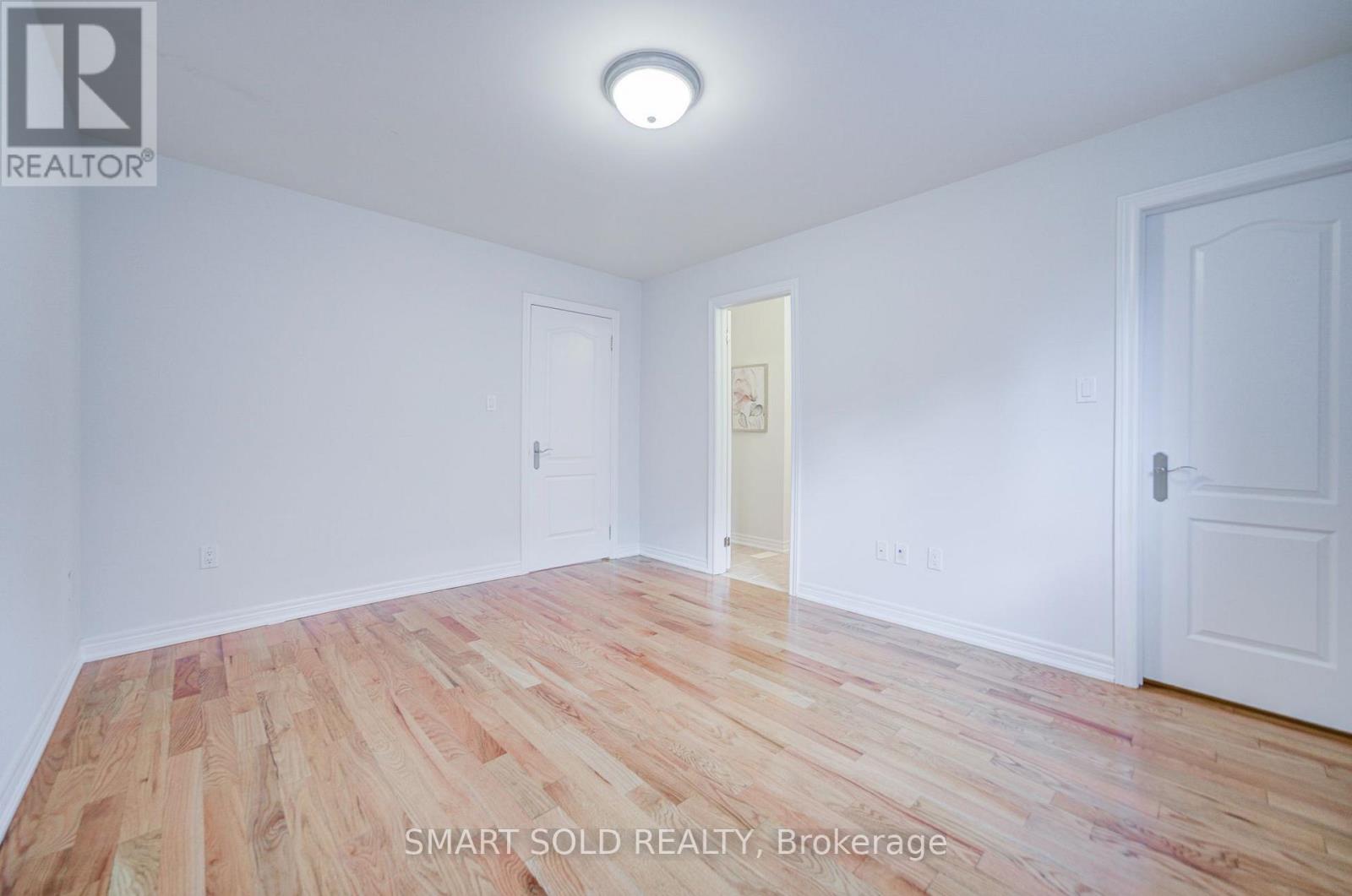 25 OAK AVENUE - Image 31