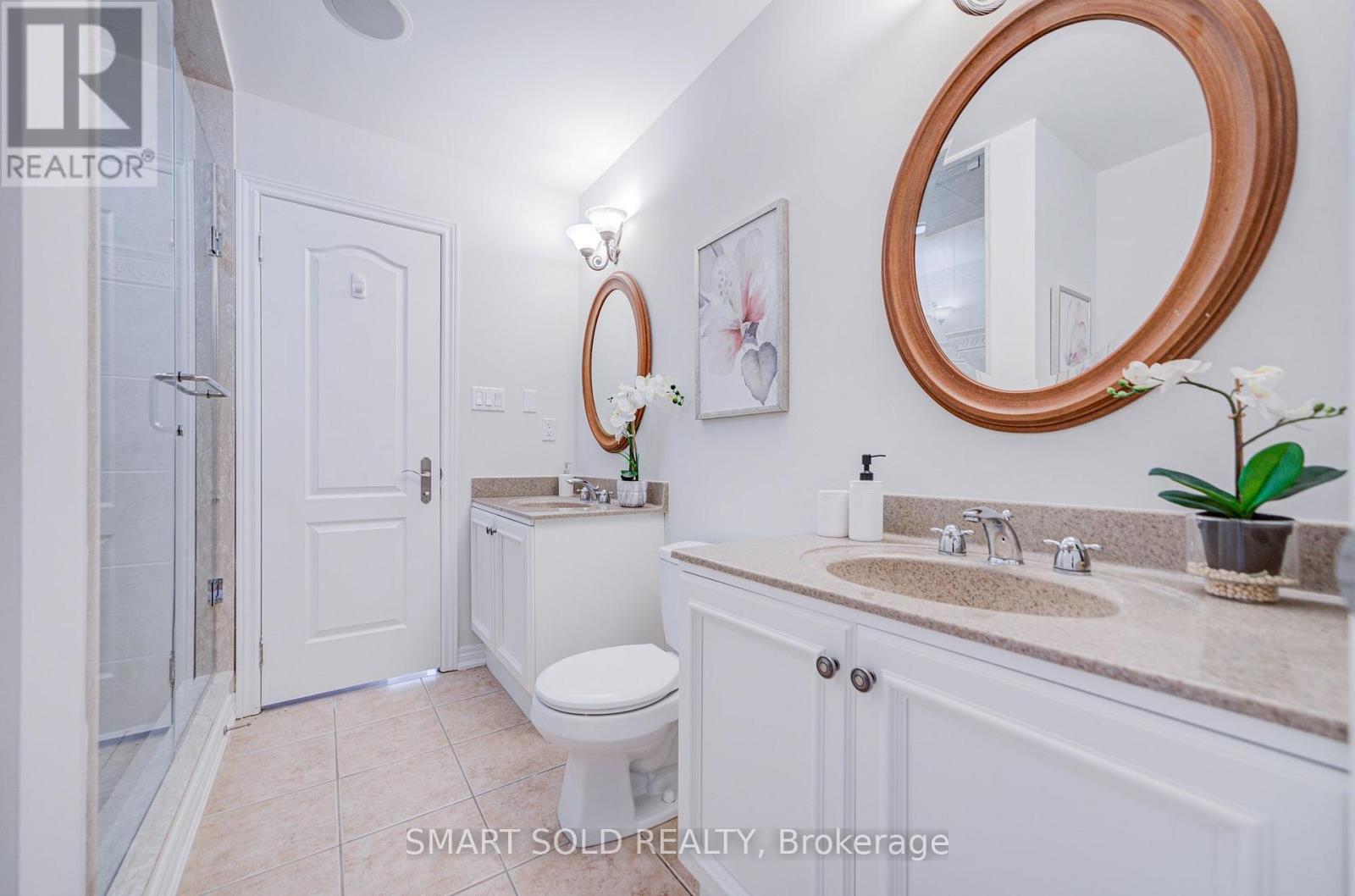 25 OAK AVENUE - 32