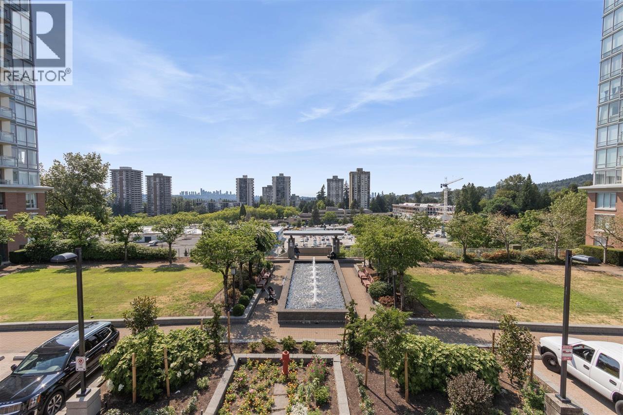 Photo of 606 9888 CAMERON STREET 29