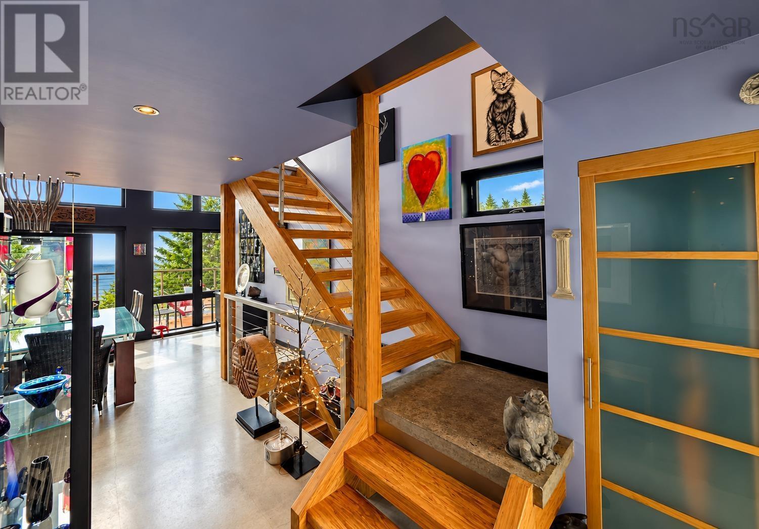 66 Beach Hill Road - 19