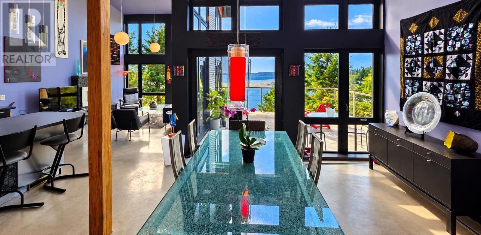 66 Beach Hill Road - 21