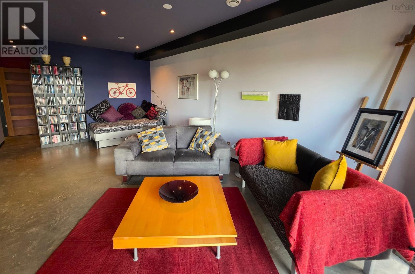 66 Beach Hill Road - Image 49