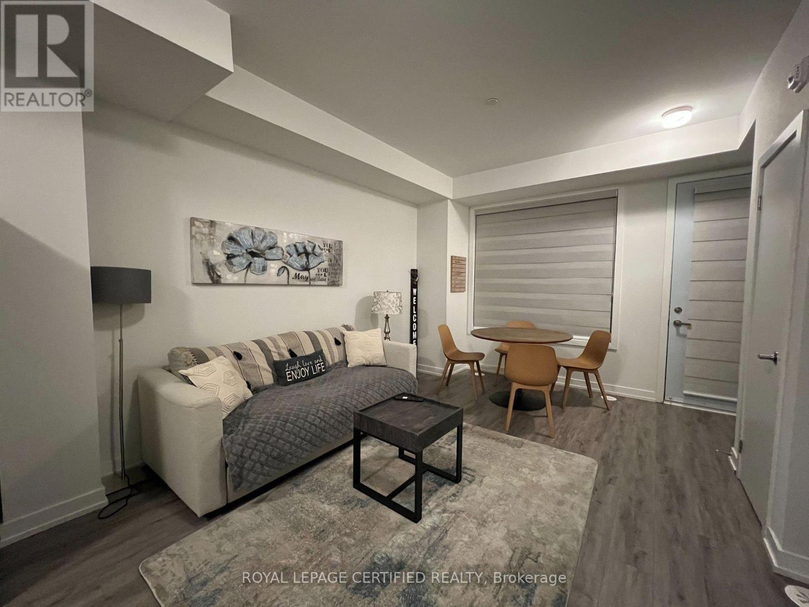 #3 3562 COLONIAL DRIVE - 4
