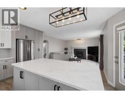 122 Sceptre Close NW - photo 5
