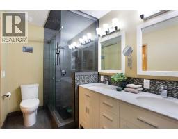 337 Sandringham Court Nw, Calgary, AB T3K3V6 Photo 25