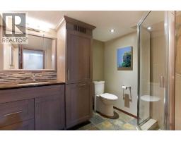 337 Sandringham Court Nw, Calgary, AB T3K3V6 Photo 33