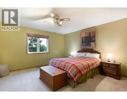 337 Sandringham Court Nw, Calgary, AB T3K3V6 Photo 21
