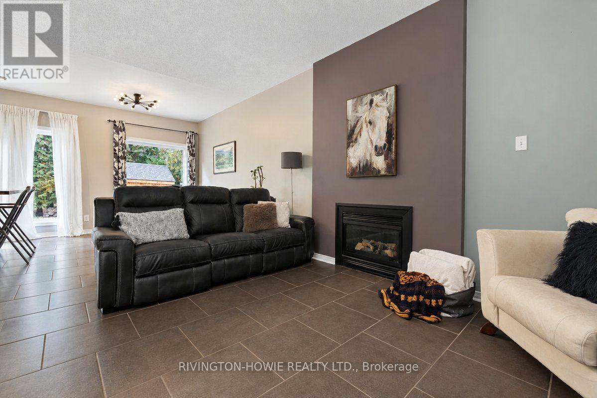 Condos for Sale in Ottawa – 8 COLINDALE AVENUE, Ottawa – By Peter Sagos - Image 26