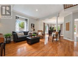 Living room - 8 Colindale Avenue, Ottawa, ON K2J4V6 Photo 10