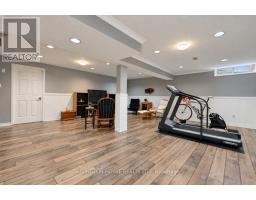 8 Colindale Avenue, Ottawa, ON K2J4V6 Photo 42