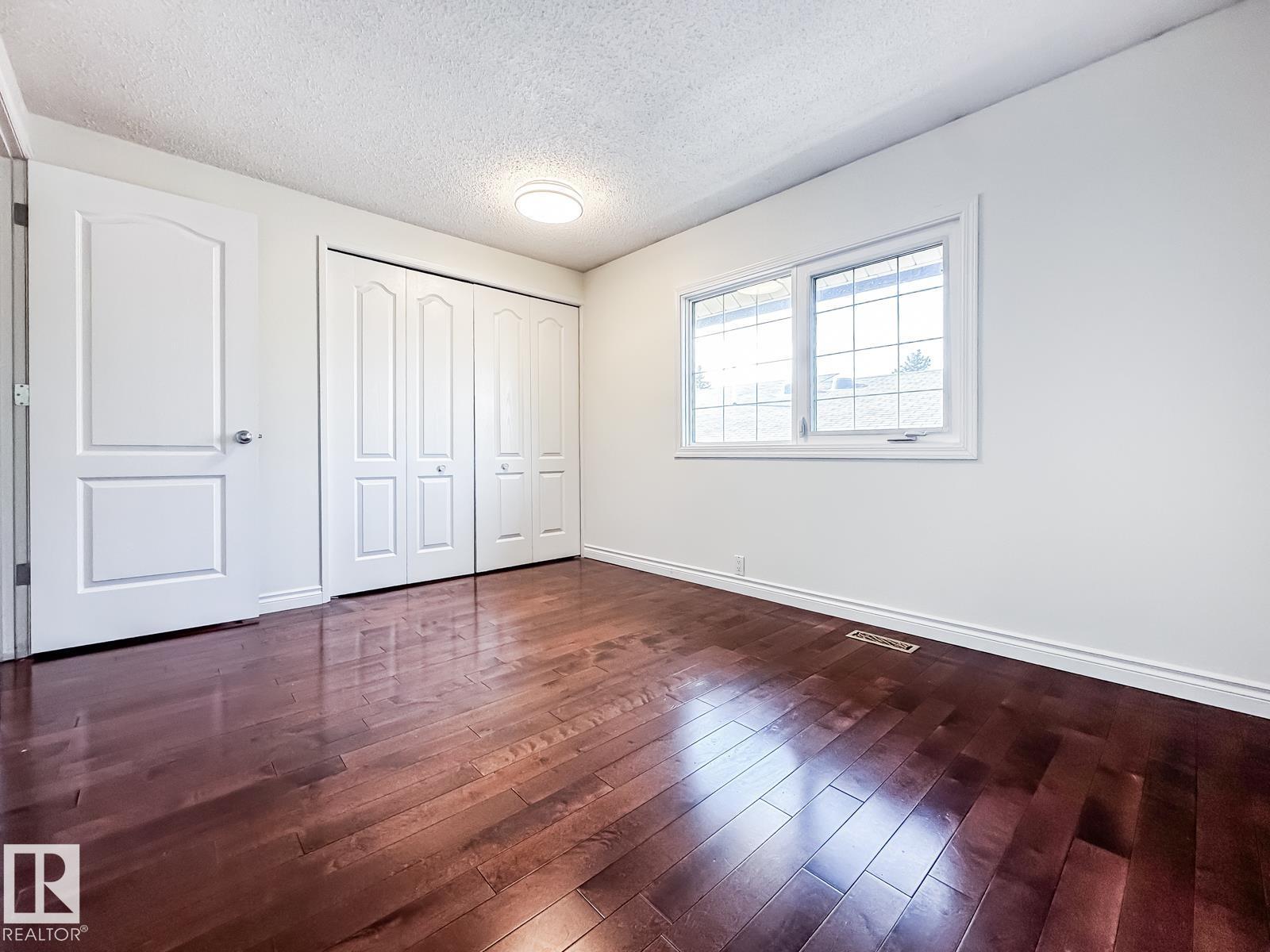 8504 173 ST NW - 29