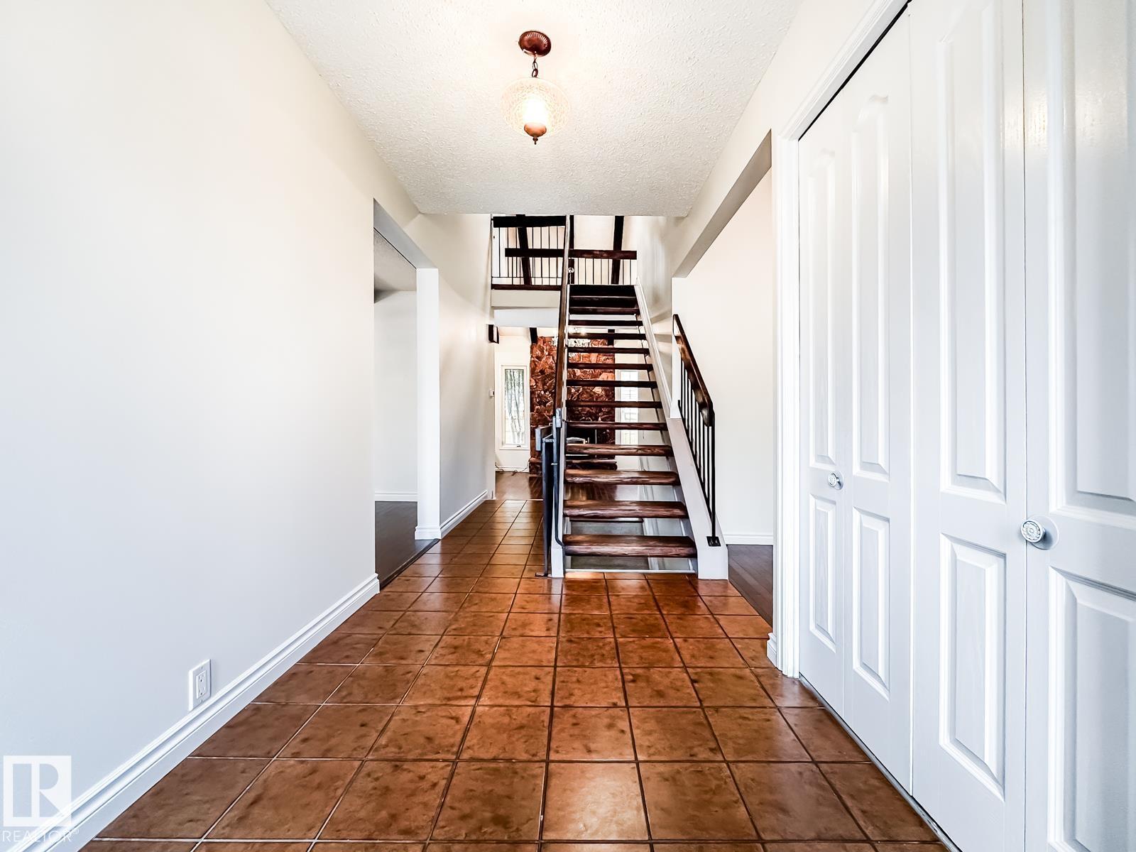 8504 173 ST NW - 3