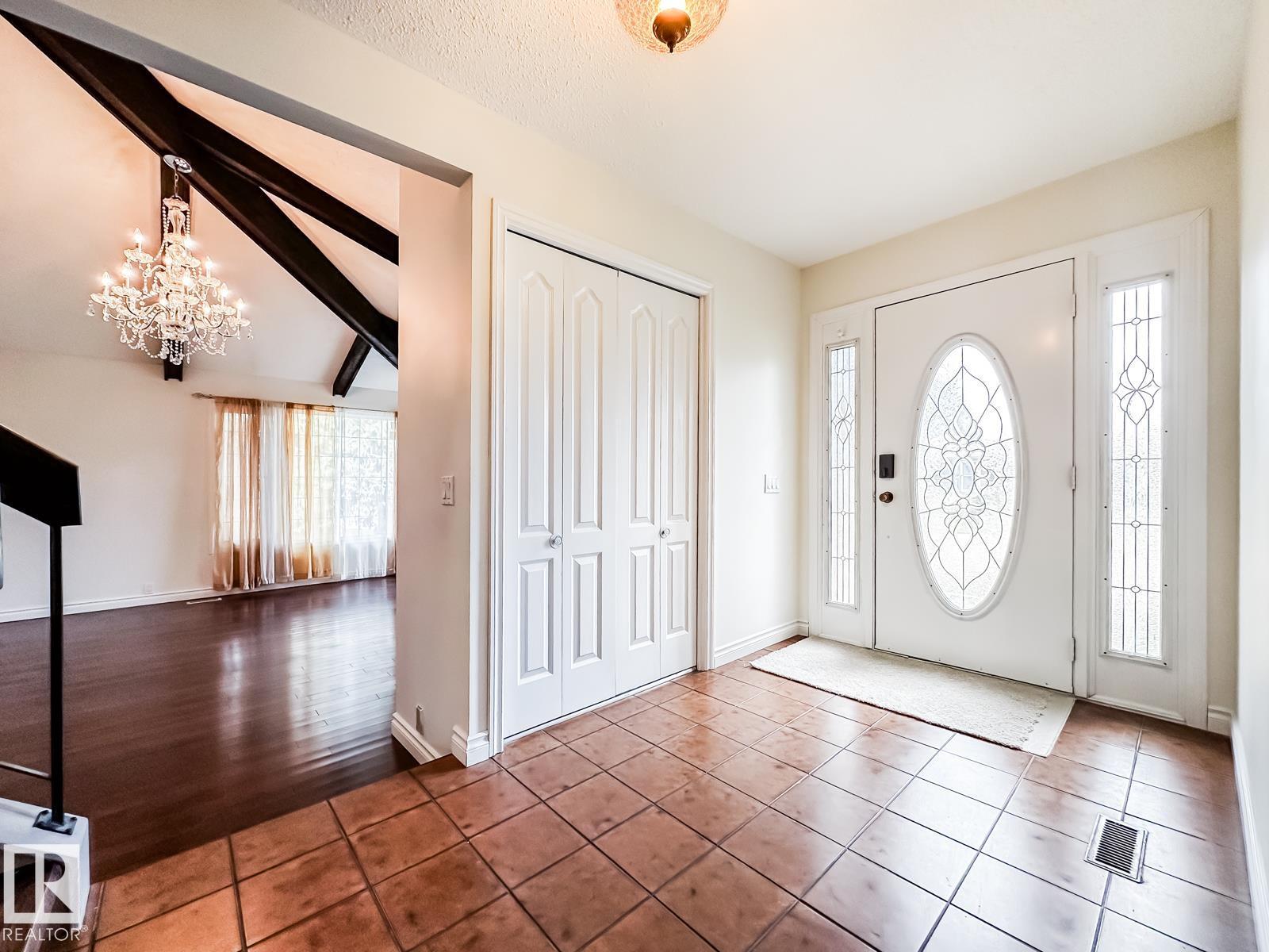 8504 173 ST NW - 4