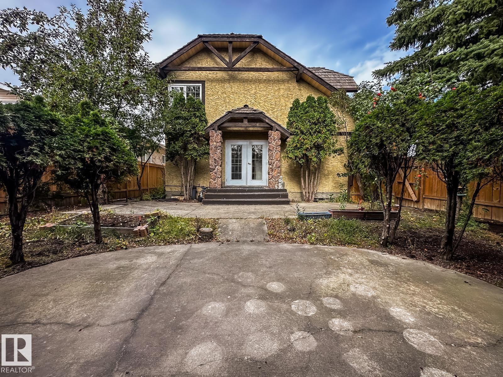 8504 173 ST NW - 48