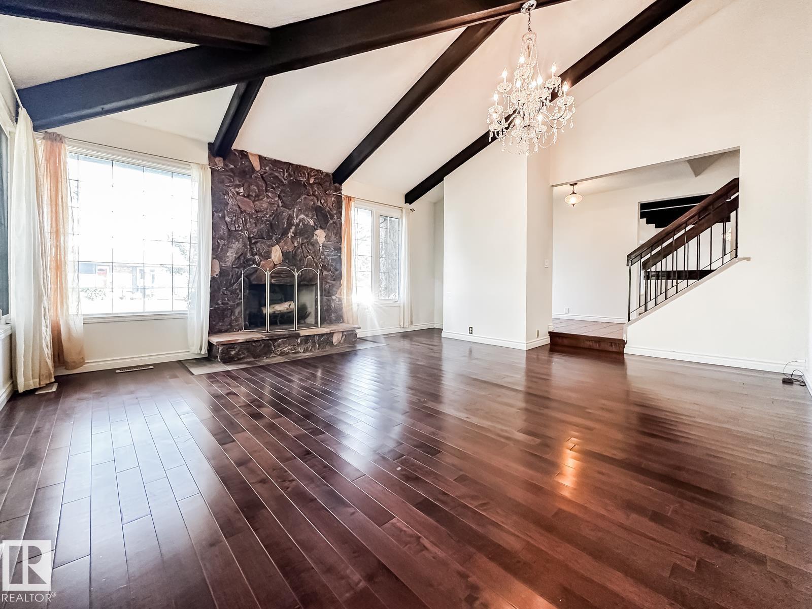 8504 173 ST NW - 7