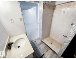 8504 173 St Nw, Edmonton, AB T5T2V4 Photo 39