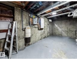 8504 173 St Nw, Edmonton, AB T5T2V4 Photo 40