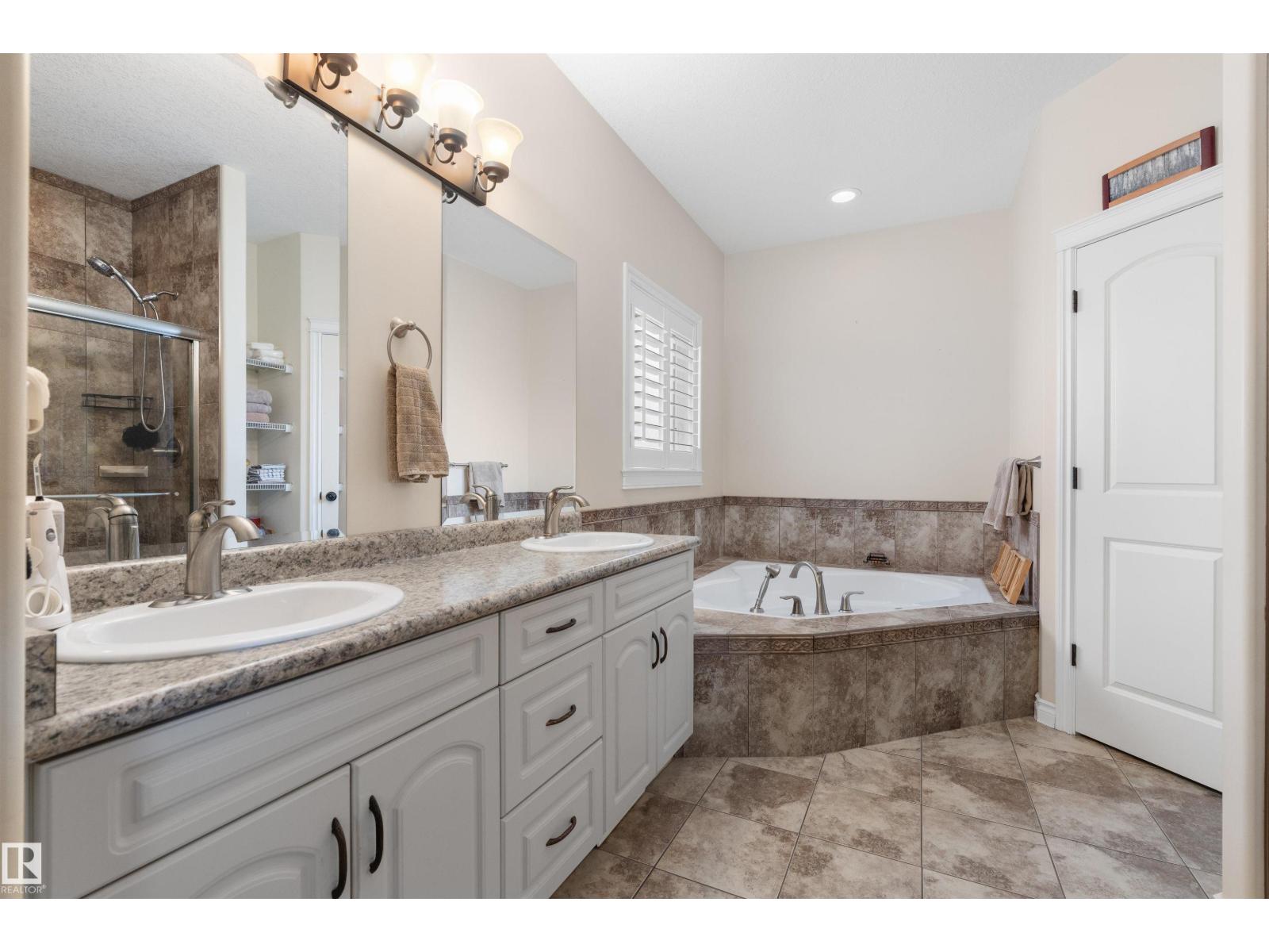 1240 WESTERRA CR - Image 25