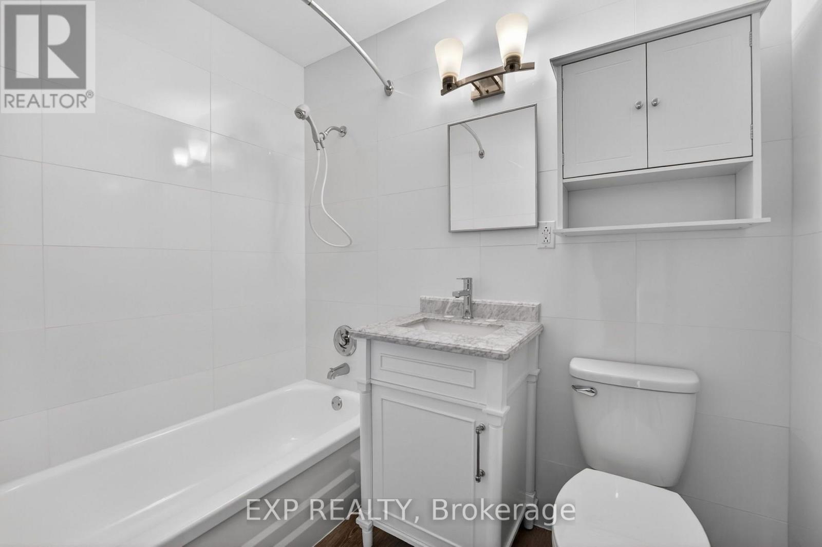 81 Kenwood Drive, Kitchener, ON photo 14