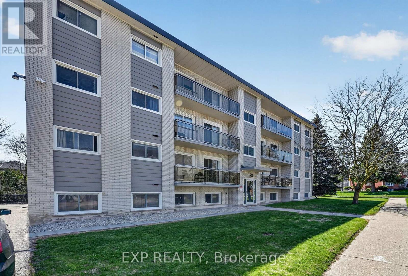 81 KENWOOD DRIVE, Kitchener — photo 2