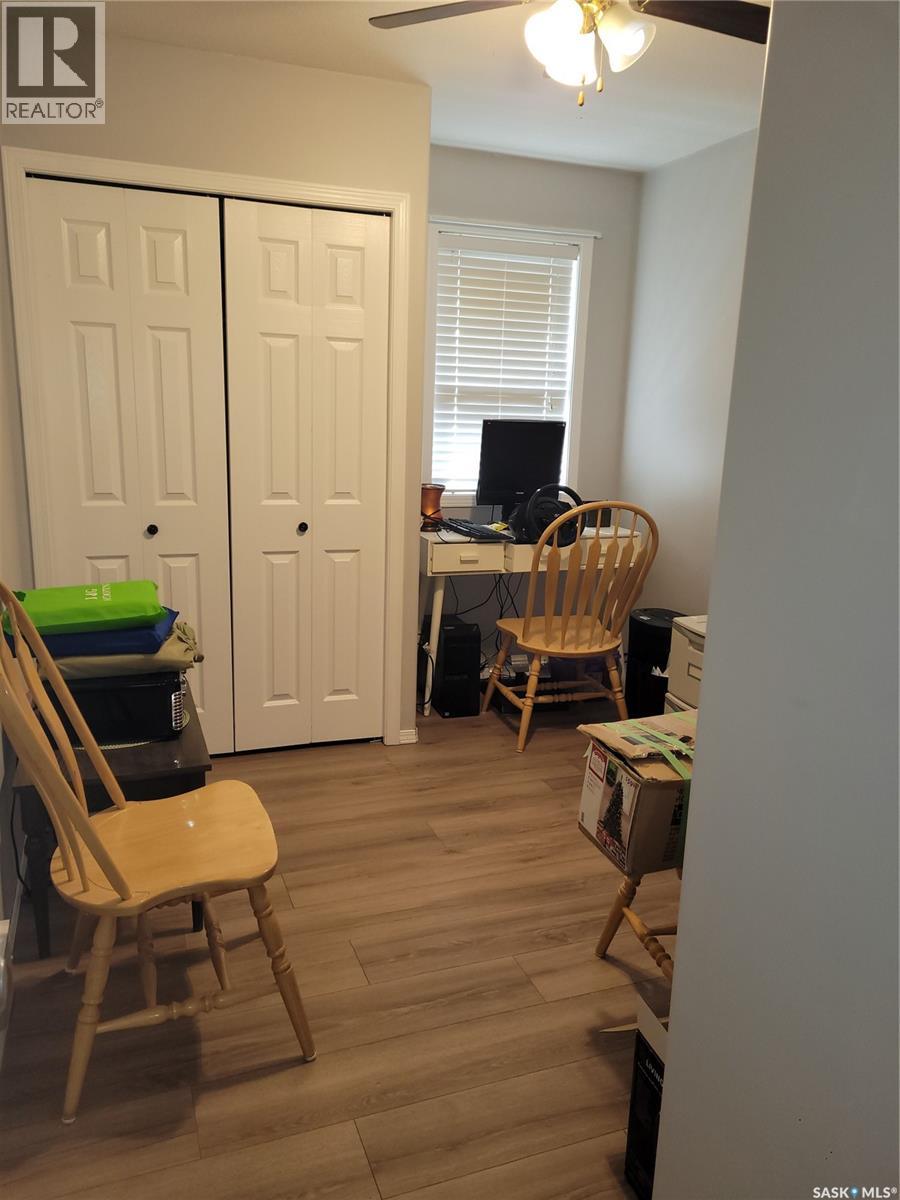 457 Brooklyn CRESCENT - 5
