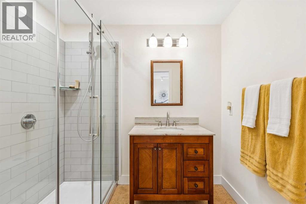 1212 18 Avenue NW - 20