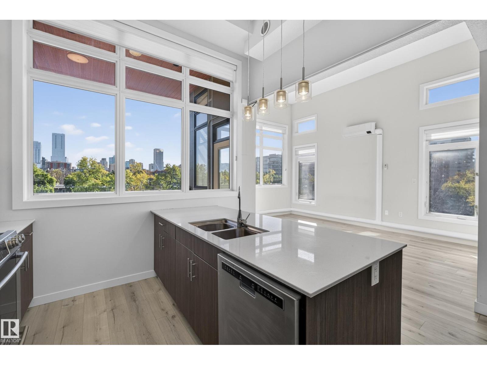 #405 10227 115 ST NW - 11